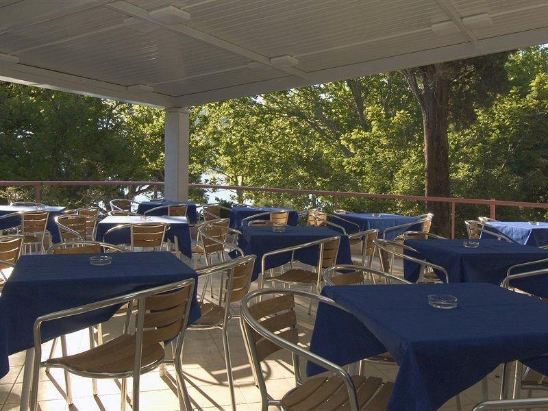 Brzet Hotel Omis Bagian luar foto
